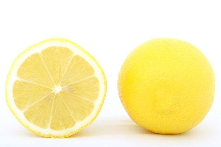 レモンなどビタミンCと果物のイメージ画像