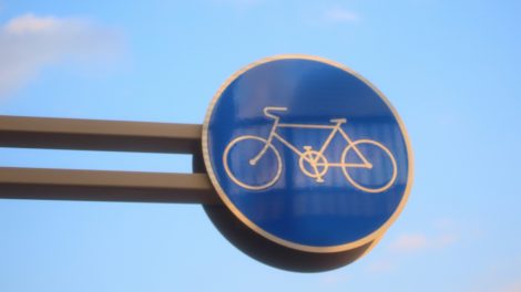 自転車の標識（おやこじてんしゃプロジェクト）