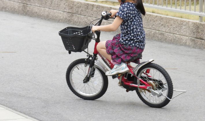 何 歳 から 自転車 に 乗れる